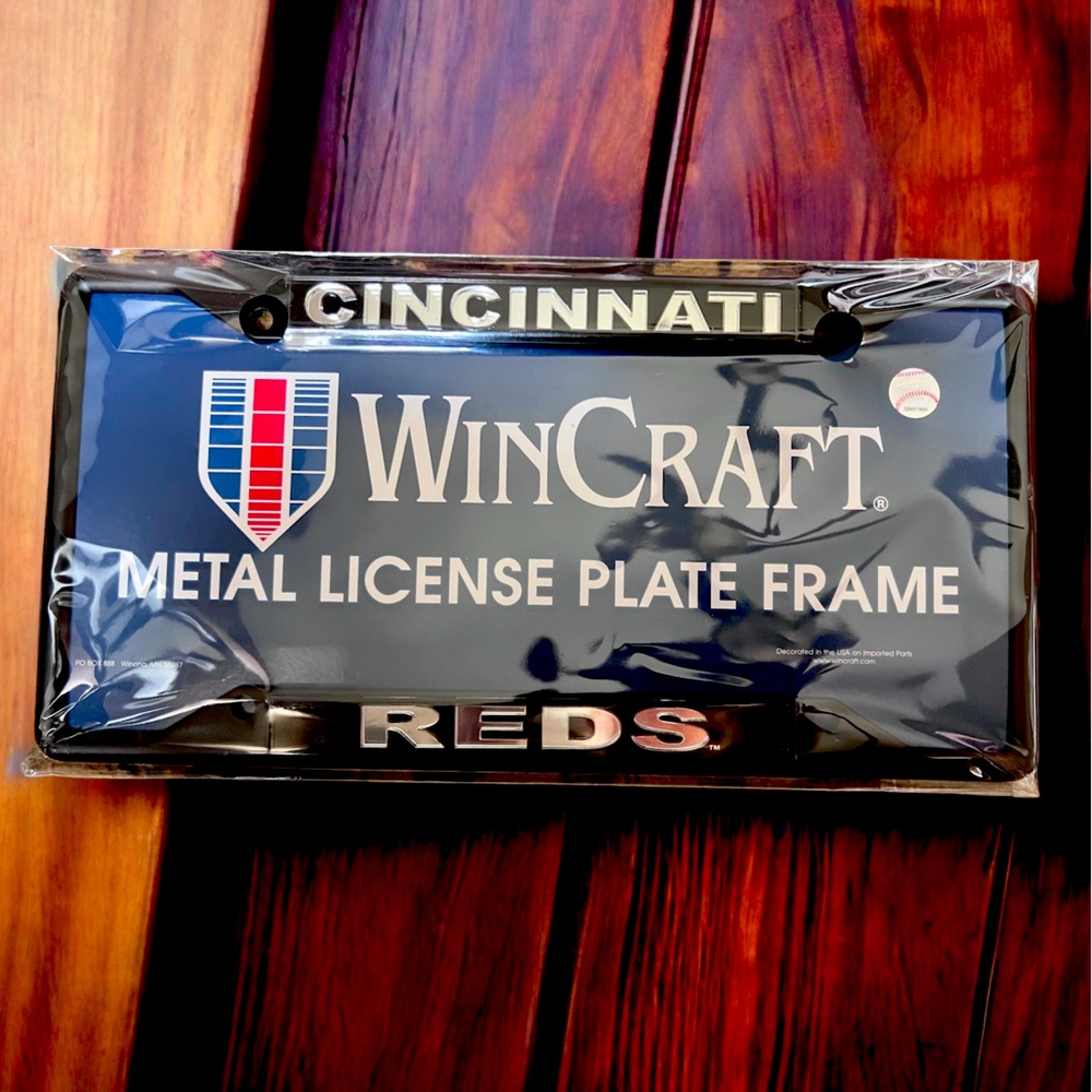 NEW Cincinnati REDS License Plate Frame